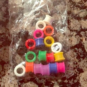 10 pairs of 1/2” gauges